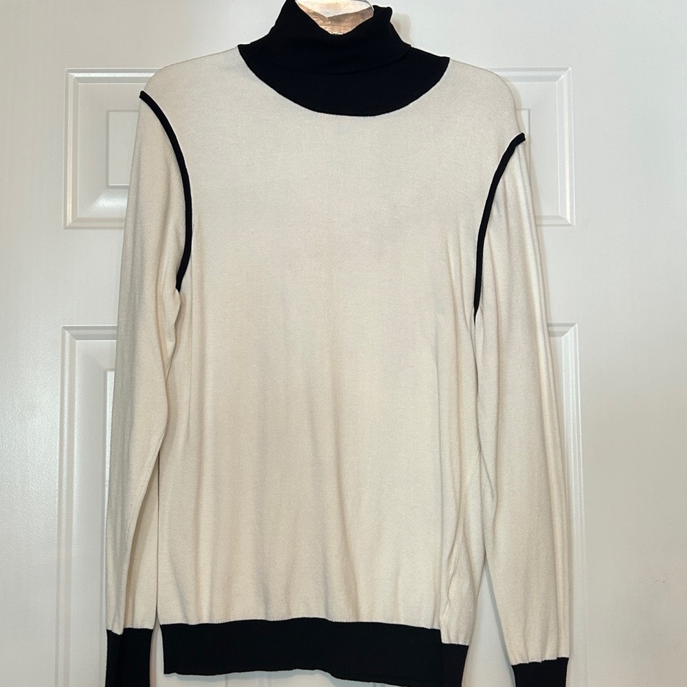 Anne Klein Turtleneck Sweater XL Black Cream Classic Color Block Timeless Career